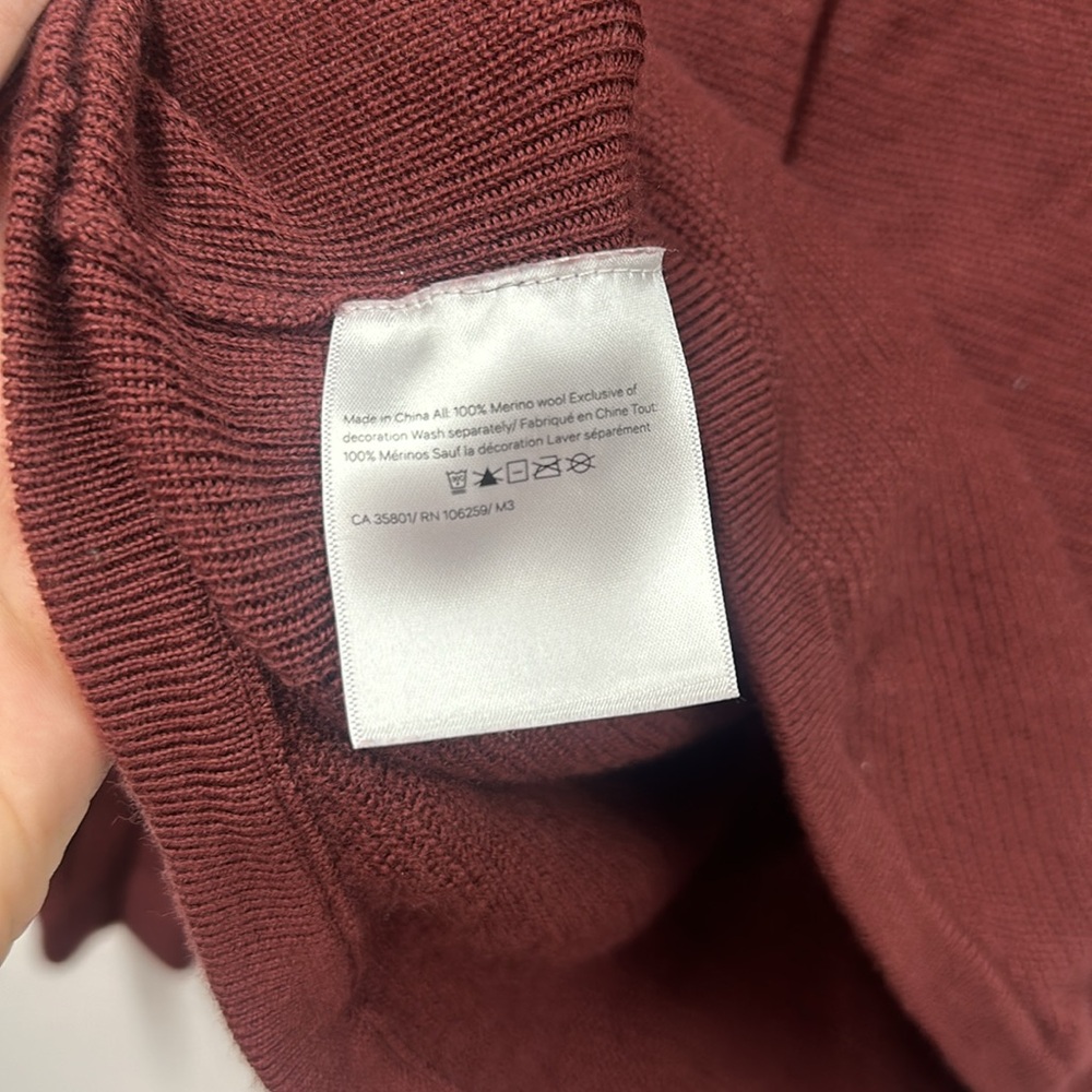 lululemon athletica Burgundy Sweater - Picture 8 of 11